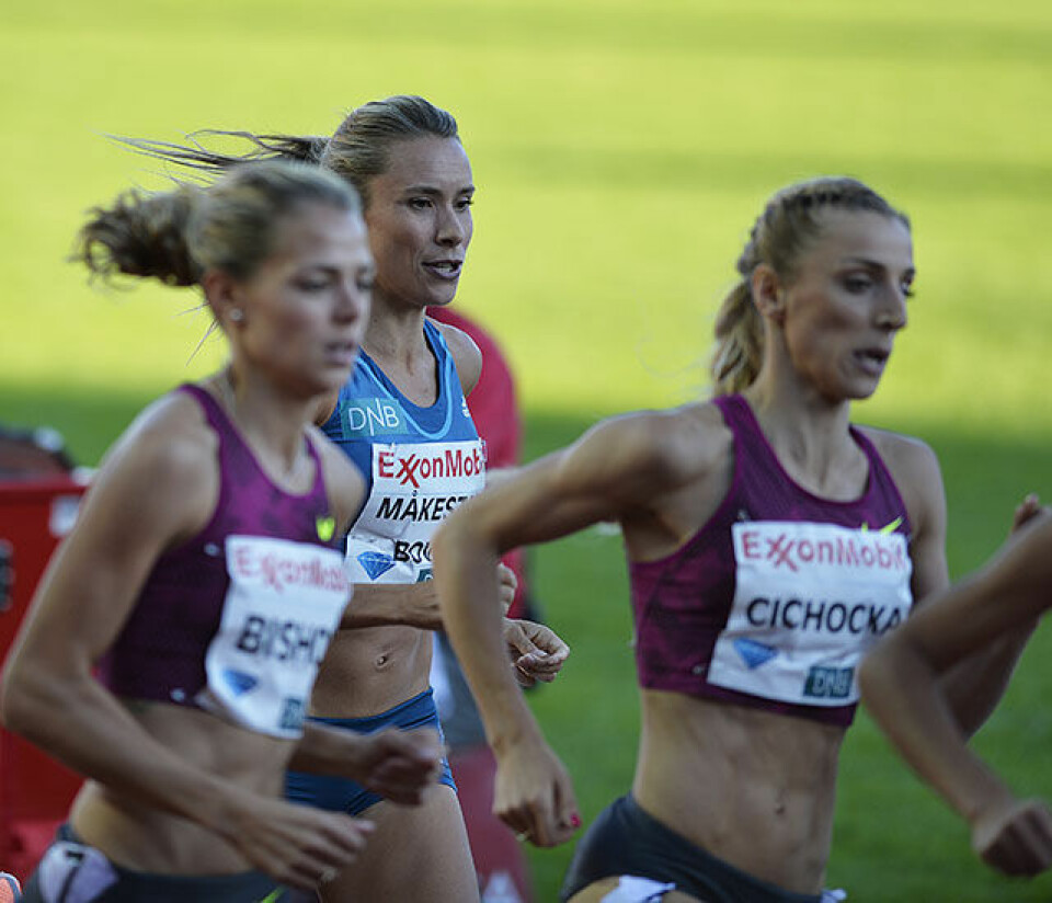 Flott sesongåpning på 800 m av Ingvill Måkestad Bovim 800-kvinner-maakestad-felt_D4N7641.jpg