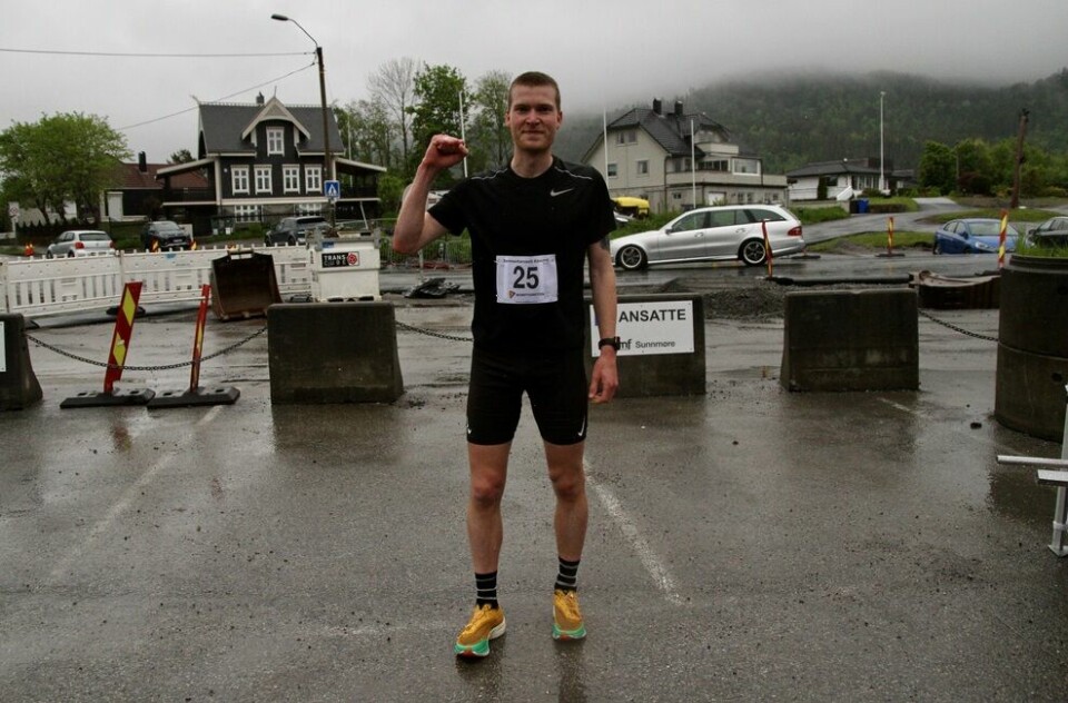 Sommerløpene i Ålesund startet i regnvær Vinner_5km_menn