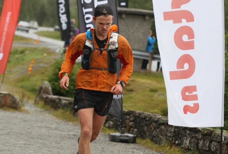 Klokkehaug og Eikotthelander vant Hornindal Rundt 75 km Simen_Hjelmeland