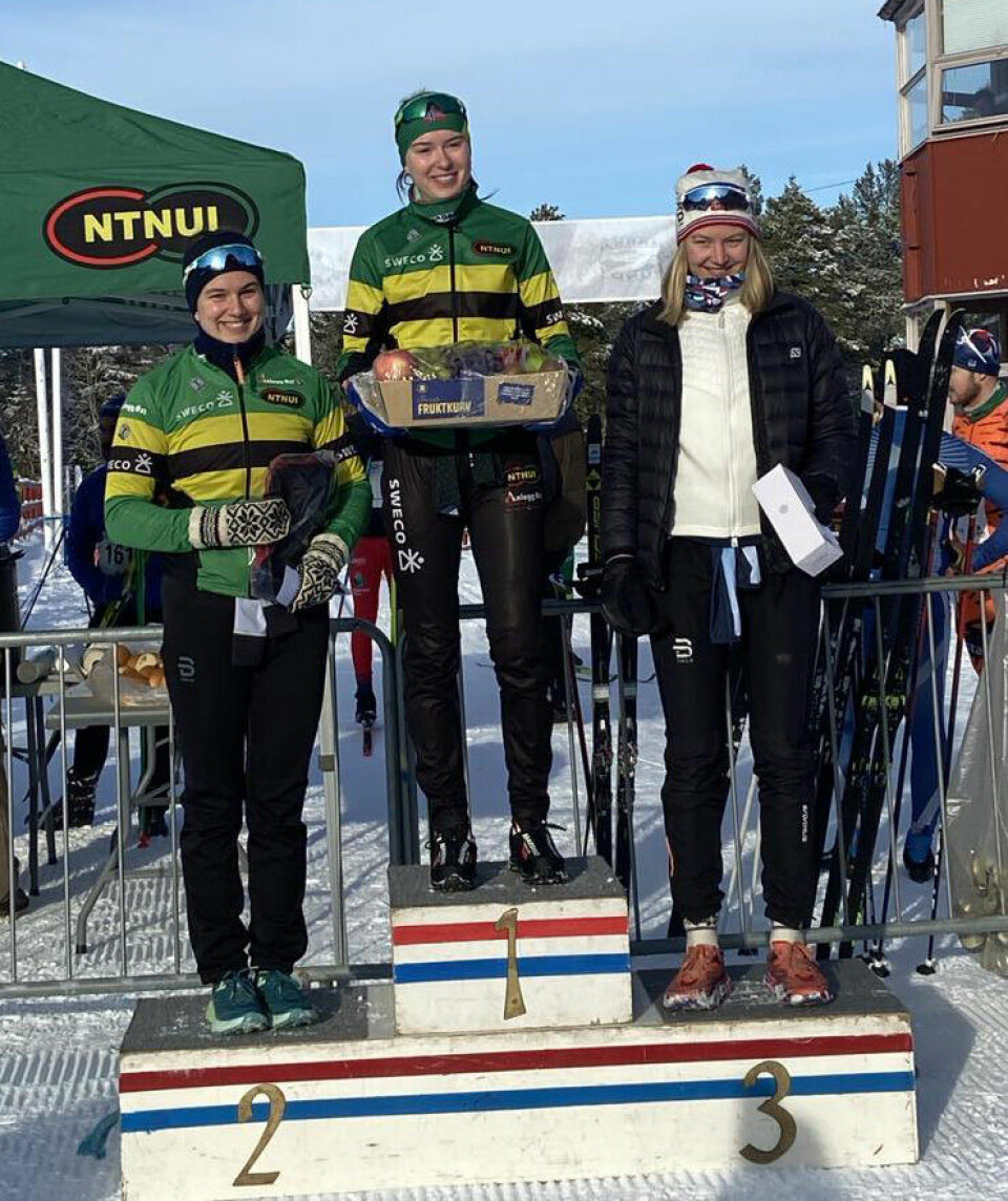 Marka Rundt i Trondheim hadde over 300 deltakere marka-rundt2024-premiepall40km-kvinner.jpg