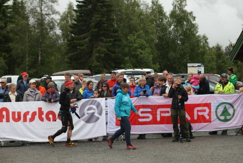 Klokkehaug og Eikotthelander vant Hornindal Rundt 75 km Folksomt_Horndoela_bru