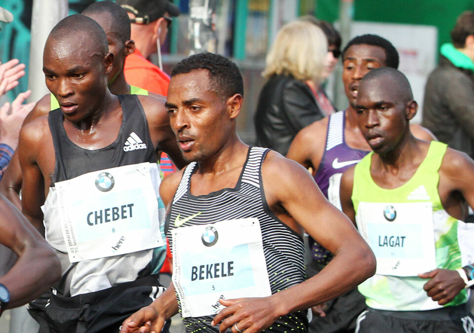Kenenisa Bekele har vunnet Berlin Marathon to ganger, og her er han på vei mot seier i 2016. (Foto: Kjell Vigestad) Kenenisa Bekele