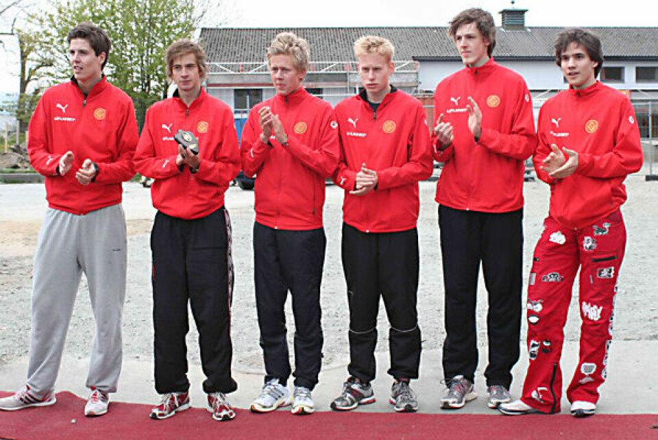 Klart for den 64. Ask stafetten på Askøy 1. mai gular junior 2009.jpg