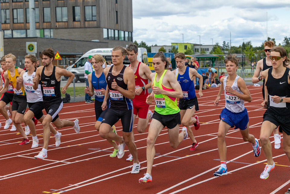 Live Solheimdal perset enda en gang - lørdag på 1500 m i Norgeslekene 1500m_menn_start2_foto_Samuel_Hafsahl_8U3A8666.jpg