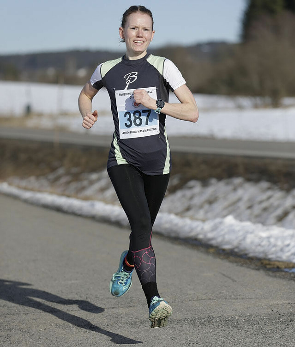 Udø Pedersen og Skrove Falch vant i solskinnet på Lørenskog dametreer_25P4214.jpg