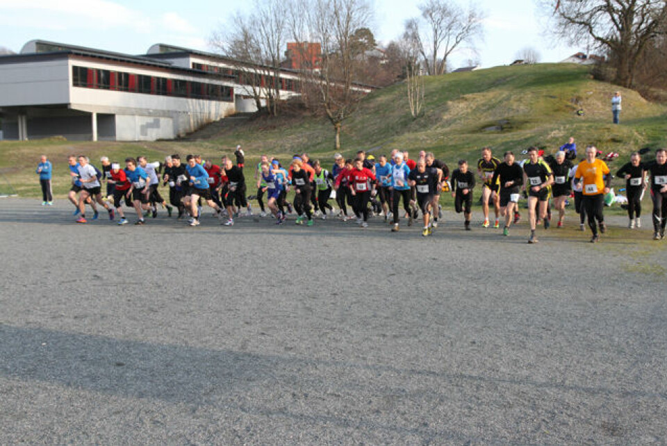 Solskinn over HBIK-Karusell åpningen