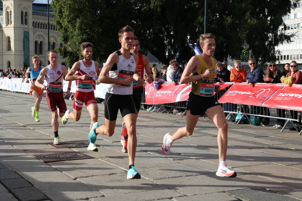 Mathilde Theisen og Trygve Feidje Mjelde vant 10 km i Oslo Maraton Tetklynga.JPG