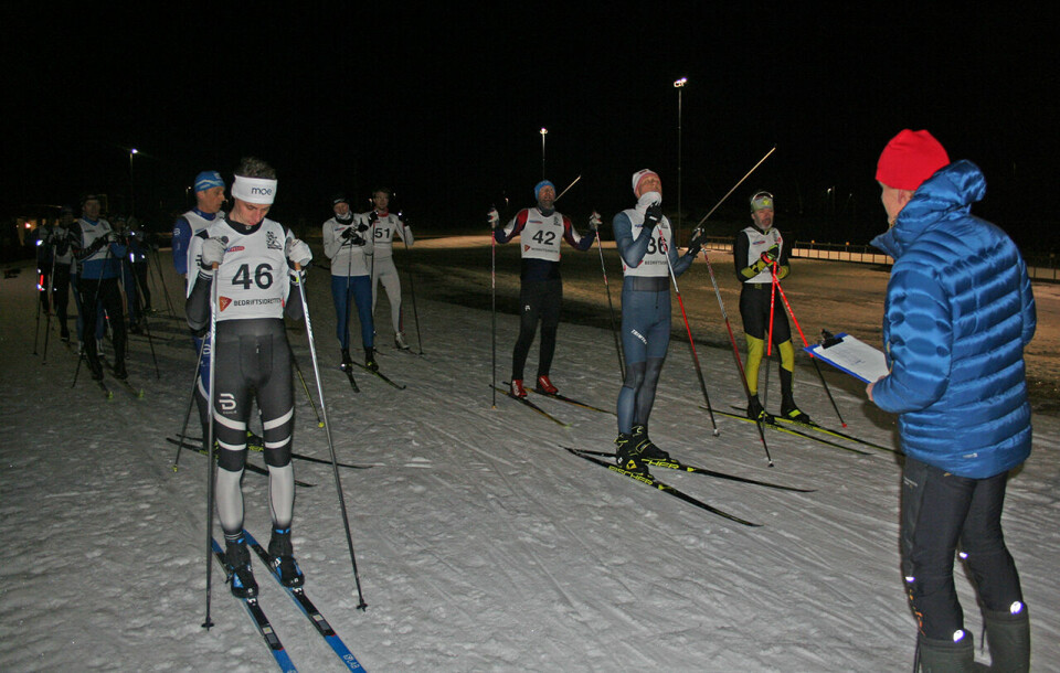 Det nærmer seg start i det tredje rennet av årets Skikarusell på Sandrip. (Foto: Sverre Larsen) Det nærmer seg start i det tredje rennet av årets Skikarusell på Sandrip. (Foto: Sverre Larsen)