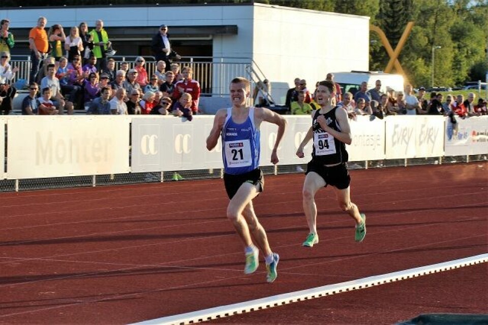 Marius Vedvik viste solid 3000 m-form på Hamar 3000m_MS_Sigurd_Ruud_Skjeseth_Tom_Erling_Kaarbo.jpg