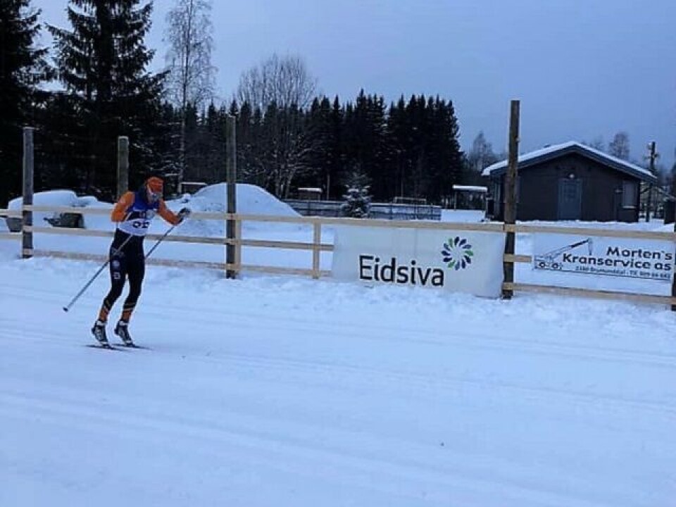 Simen Engebretsen Nordli var bokstavelig talt frampå med en ny seier på Nybygda skistadion lørdag morgen. (Foto: Team Parkettpartner) Simen Engebretsen Nordli var bokstavelig talt frampå med en ny seier på Nybygda skistadion lørdag morgen. (Foto: Team Parkettpartner)