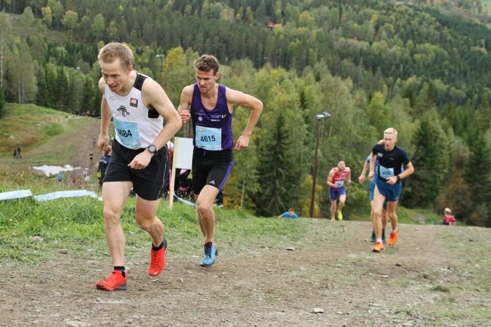 Oslos bratteste folkefest med 3355 fullførende IMG_3335_Øyvind_Heiberg_Sundby_foran_Erik_Udø_Pedersen (1024x682).jpg