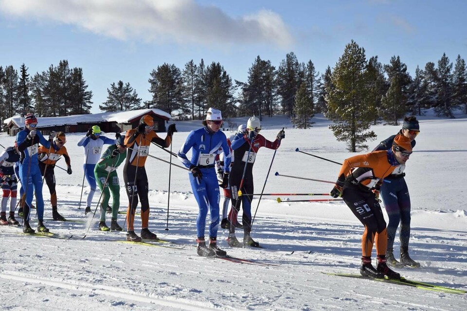 Furusjøen Rundt-Rennets 45 kilometer er i gang. (Foto: Furusjøen Rundt-Rennet) Furusjøen Rundt-Rennets 45 kilometer er i gang. (Foto: Furusjøen Rundt-Rennet)