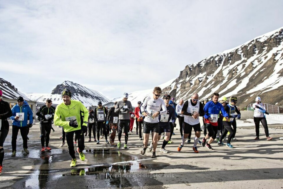Start 2015 (foto Geir Barstein, Svalbardposten). Start 2015 (foto Geir Barstein, Svalbardposten).