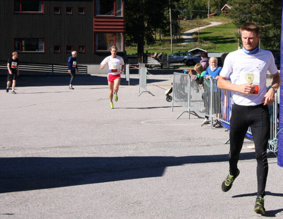 Sola skein på Mora 10km_Fritjof_Loen_Syver_Berg-Domaas