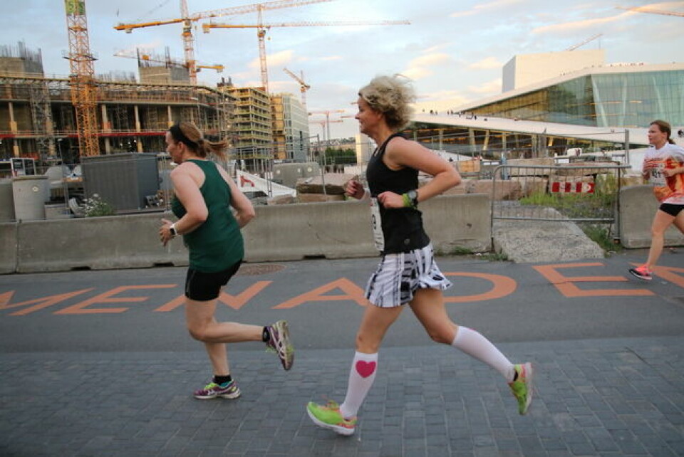 Sommernattsløpet i nydelig solnedgang Kondis/Heming Leira