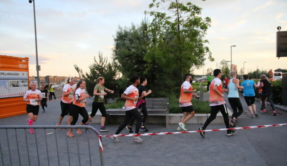 Sommernattsløpet i nydelig solnedgang Kondis/Heming Leira