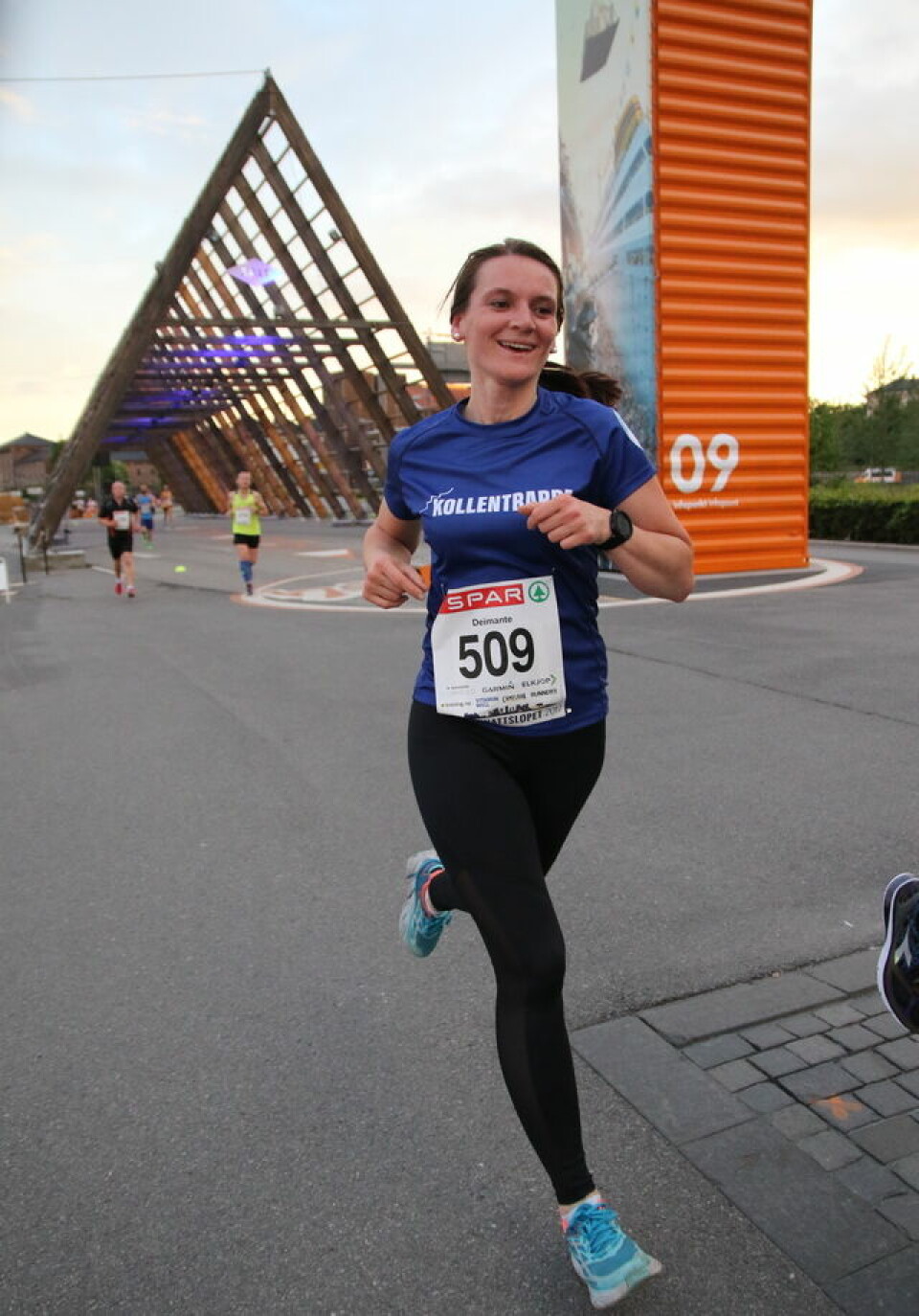 Sommernattsløpet i nydelig solnedgang Kondis/Heming Leira