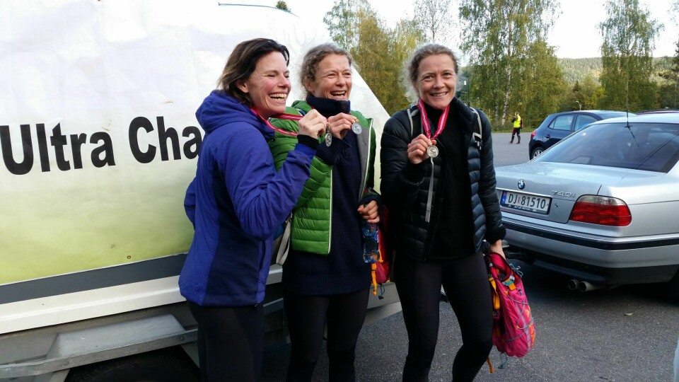 Fägersten vant NUC200 på 44 timer - Skotheim vant 100 km Tre_glade_kvinner-54-eller-26.jpg