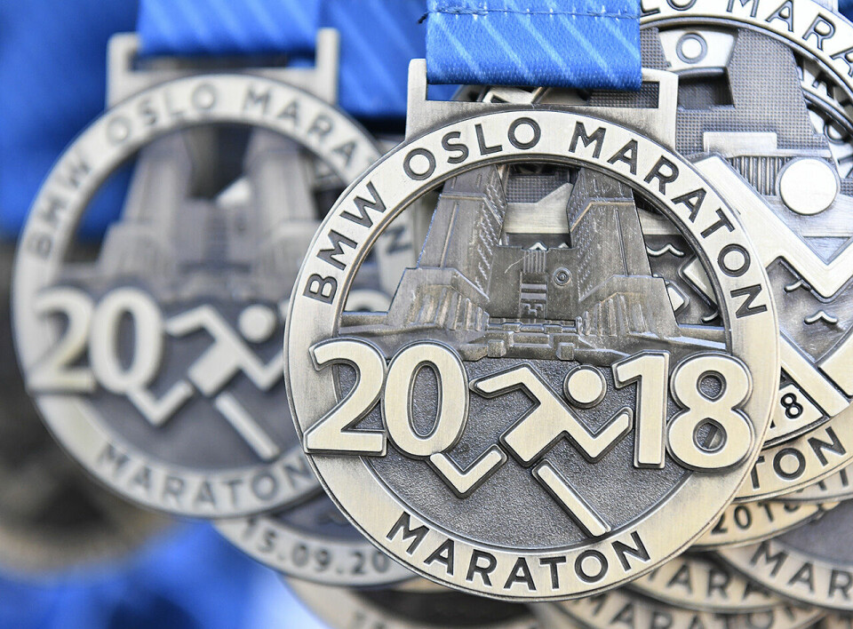Myhre og Abdulaziz norske mestre på maraton i Oslo medalje_50D0957.jpg