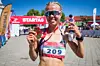 Marit Haslie etter sin vellykkede maratondebut i Litauen søndag. (Foto fra løpets facebookside)
