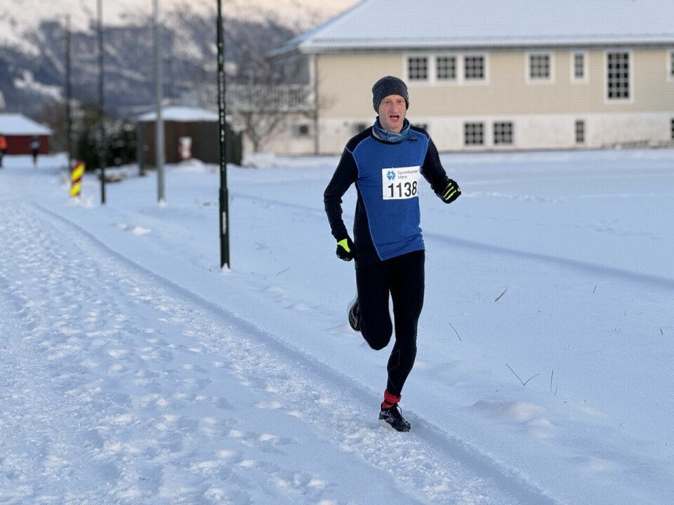 Grimstadvatnet Rundt under vinterlige forhold Maal_Endre_Rise