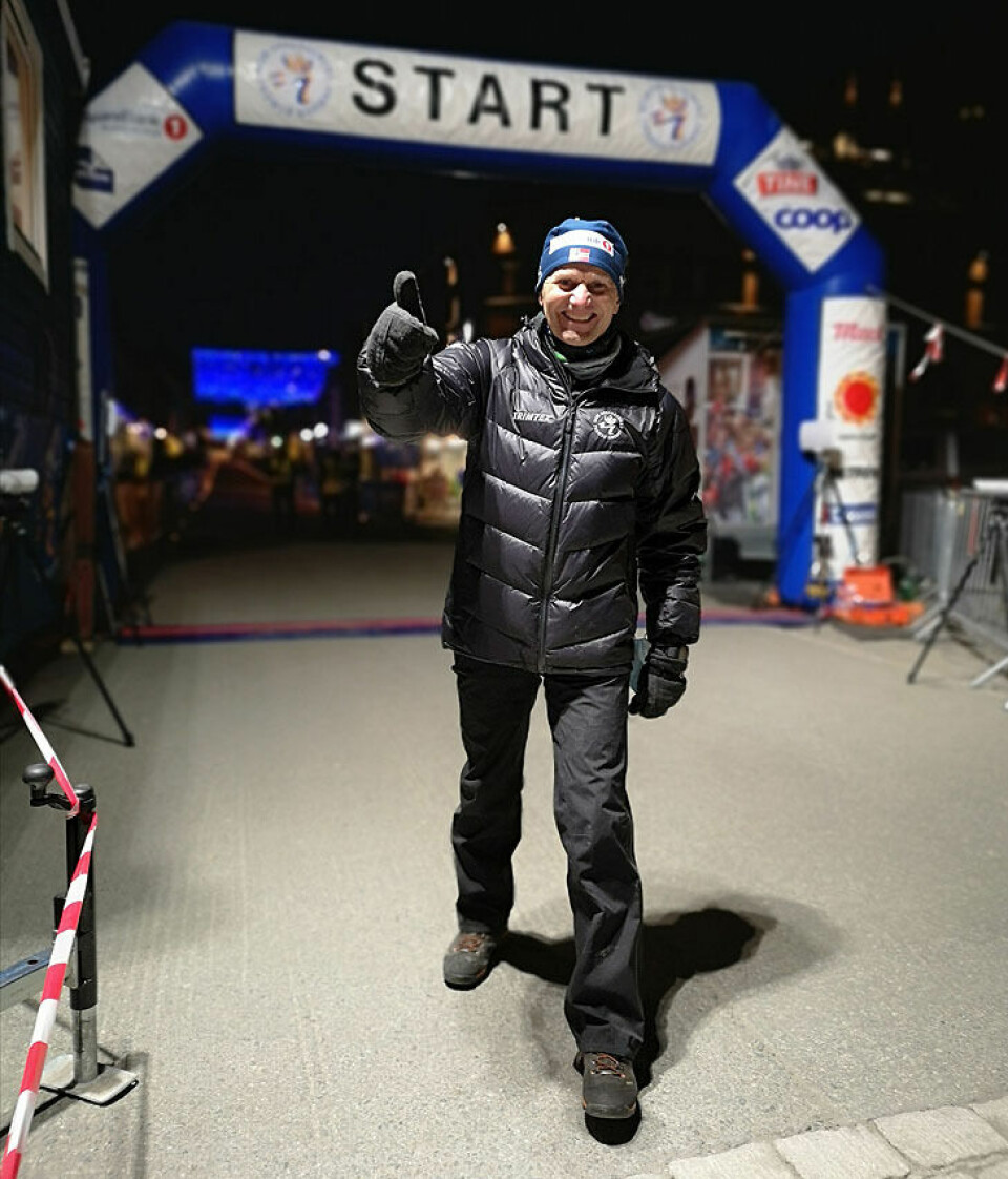 Yngvild Kaspersen satte løyperekord i Polar Night Half Marathon Nils_Hætta-løpsleder.jpg