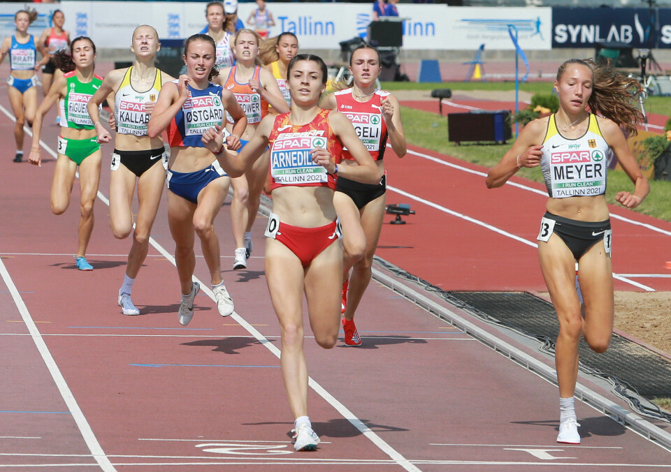Alle tre jentene videre til finalen på 1500 meter Heat1_Oestgaard_kontrollert_til_3plass_og_finale_AZ3T0076.jpg
