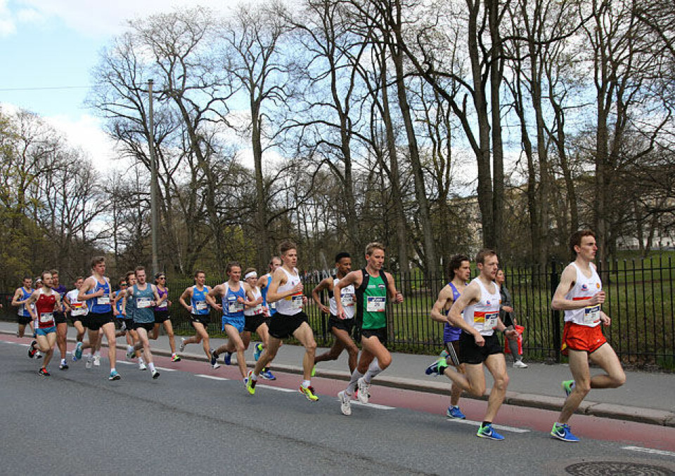 Marius Vedvik dro feltet i Sentrumsløpet og var beste herreløper også om en bruker veterantabellene til å justere for alderen. (Foto: Runar Gilberg) Marius Vedvik dro feltet i Sentrumsløpet og var beste herreløper også om en bruker veterantabellene til å justere for alderen. (Foto: Runar Gilberg)