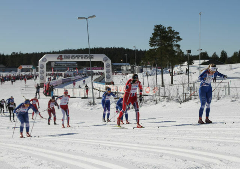 Supre forhold for 1870 jenter og damer i Ingalåmi IngaLaami-078_Start.jpg