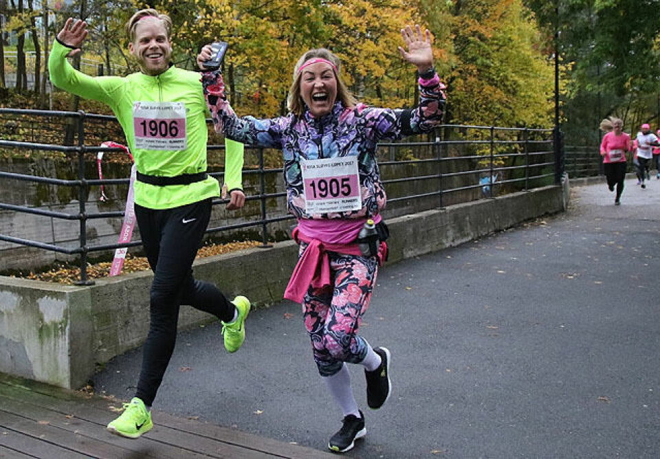 1741 støttet brystkreftsaken i Rosa sløyfe-løpet i Oslo Steinar_A_Danielsen_Stine_Hartmann_IMG_1390.jpg