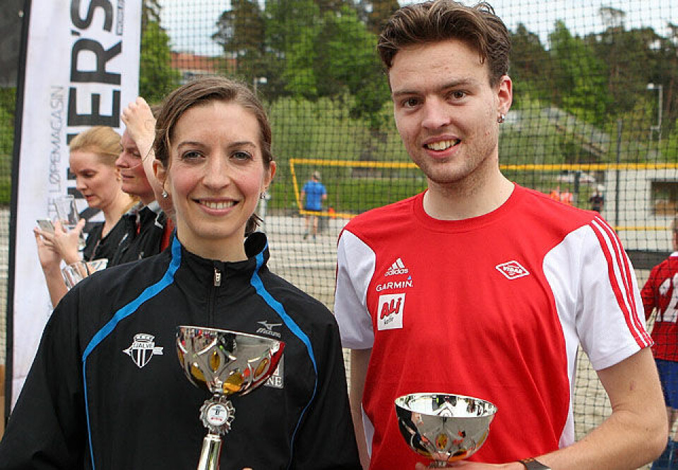 Vinnerne på 10 km: Annie Bersagel, Tjalve og Mathias Nipen, SK Vidar. Vinnerne på 10 km: Annie Bersagel, Tjalve og Mathias Nipen, SK Vidar.