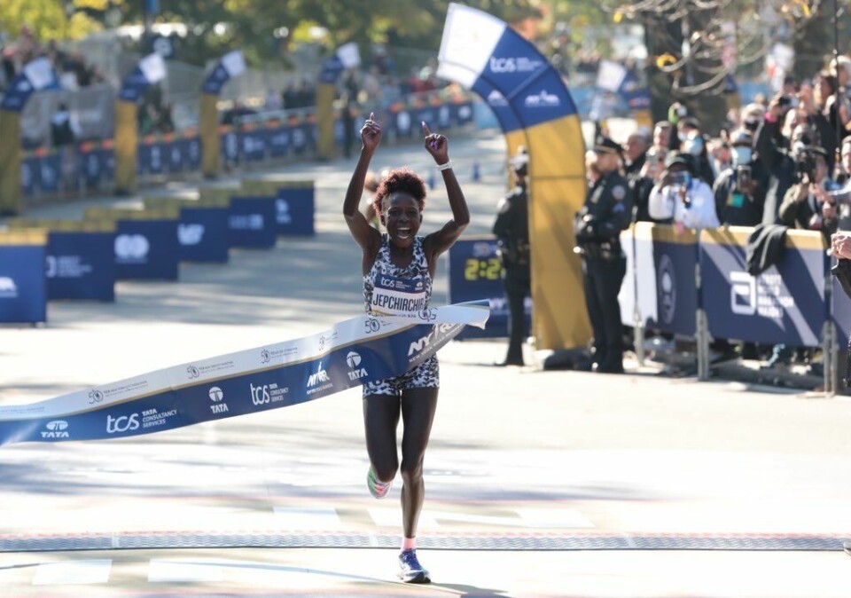 15 norske deltakere da New York Marathon ble arrangert for 50. gang Peres-Jepchirchir.jpg