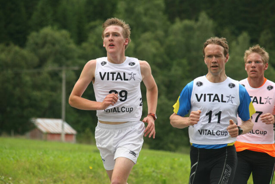 Marit Eide satte løyperekord Hellesyltloepet_2010_tetetterto