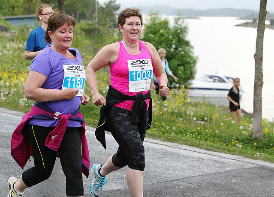 Annie Bersagel slo nesten alle gutta i Fornebuløpet 5km_baktropp_fjorden_A20G1249.jpg
