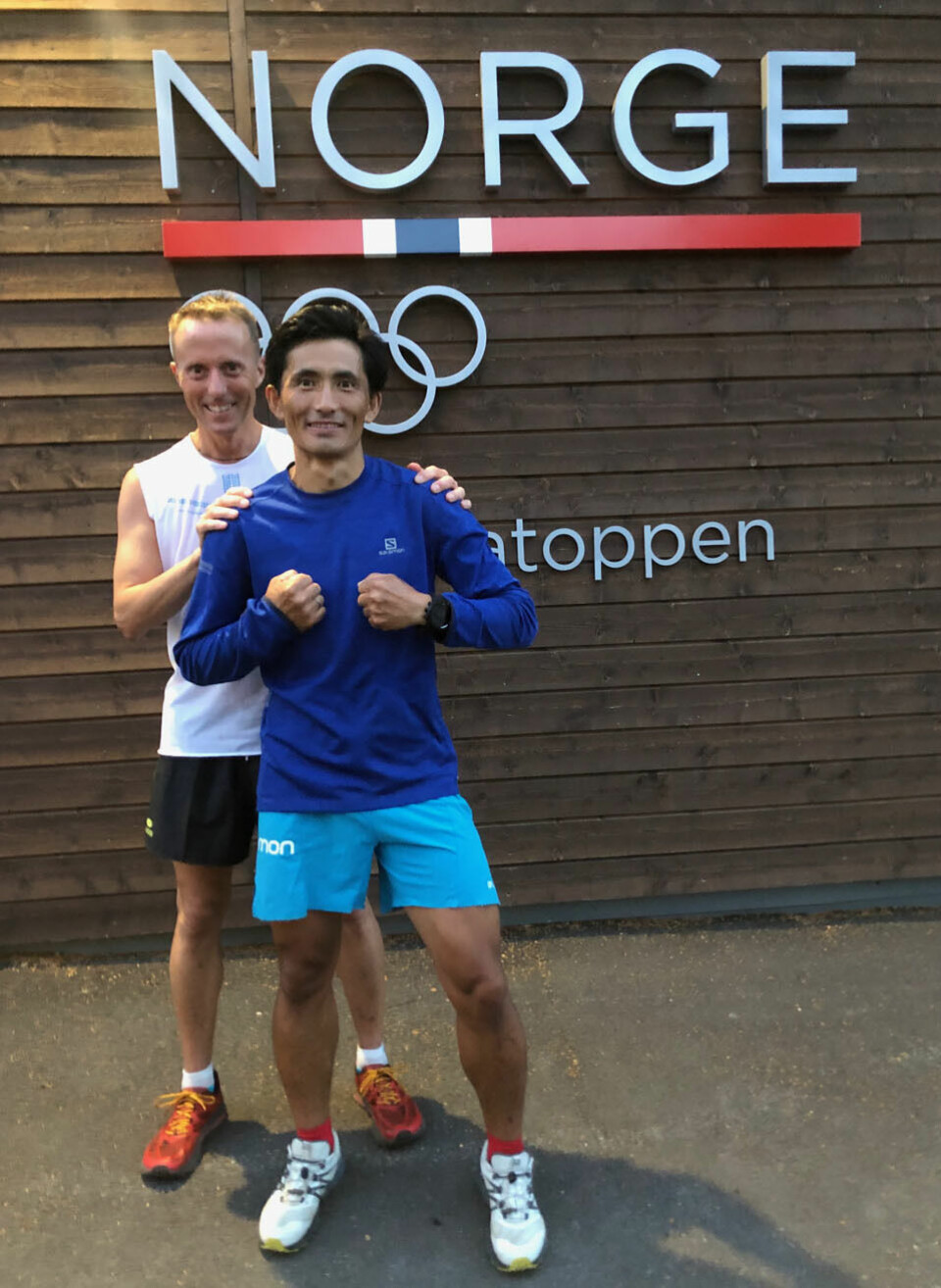 Bhim Gurung, toppløpar frå Nepal til Skåla Opp 960pk_Frode Lein og Bhim Gurung.jpg