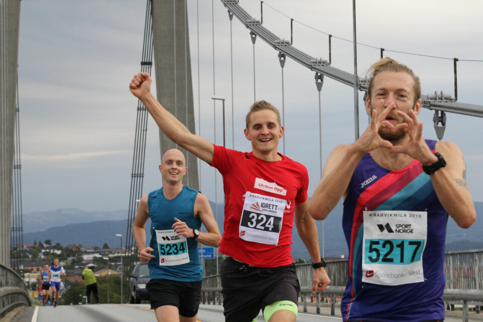 Myhre og Gebretsadik suverene i vinden i Knarvik halvmaraton 1P1A1868.jpg