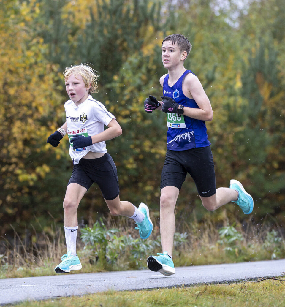 Fyldige felt og gode tider i Norgesløpet på Jessheim 5km-Per-August-Halle-Haugen-og-Jens-Kristian-Samuelsen.jpg