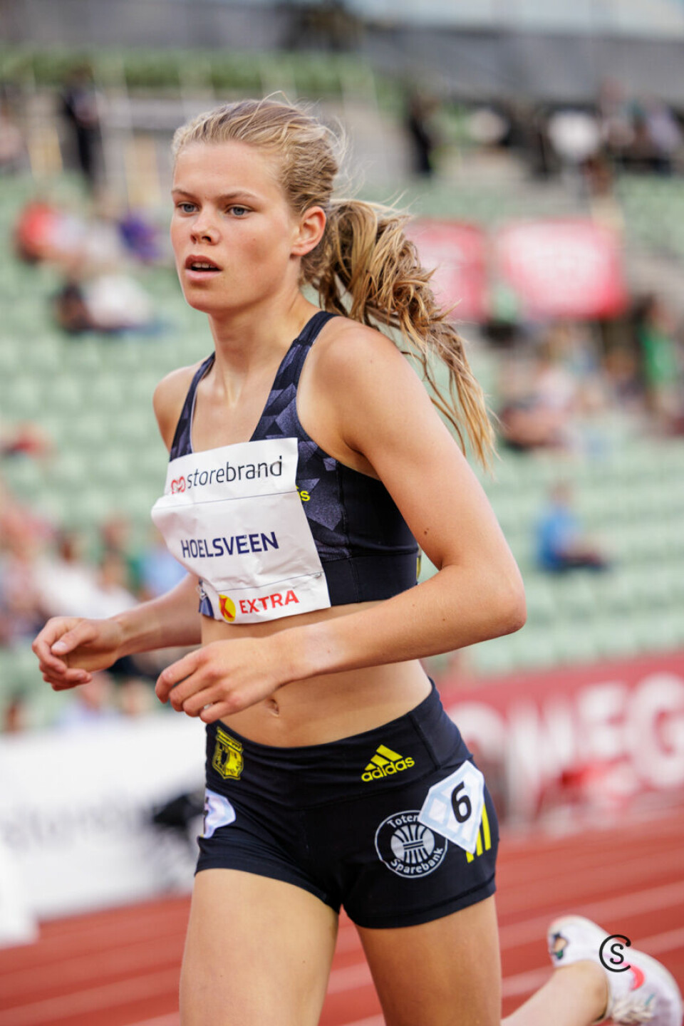 Ingeborg Østgård vant duellen med Amalie Sæten på 1500 meteren 1500m-Kvinner_1813_4074-Kondis.jpg
