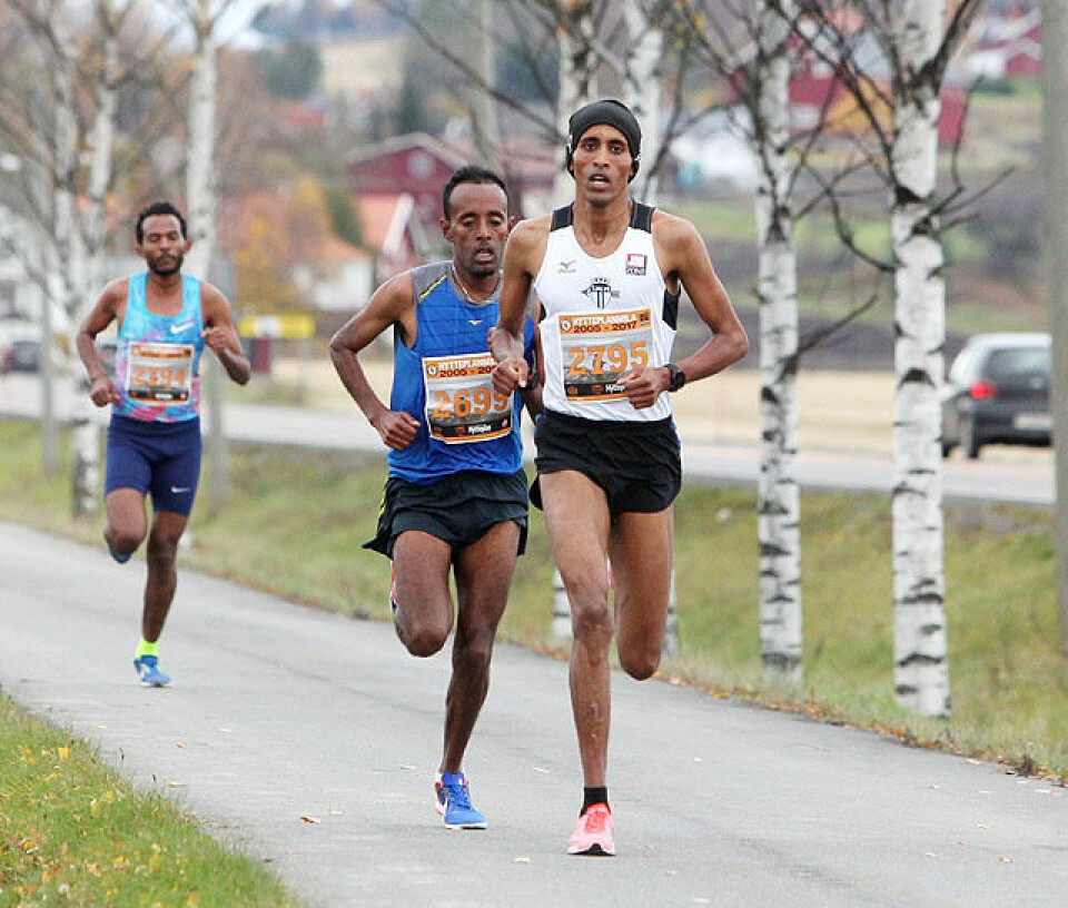 Karoline Bjerkeli Grøvdal med kjempeløp i Hytteplanmila - nå med 39 bilder 5km_Okuba_Tigabu G_Asefa-Awet_Kibrab_A20G5938.jpg