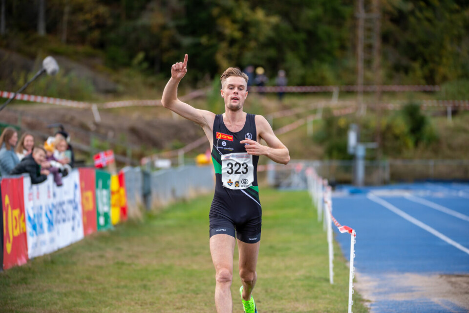 Årets norgesmester i 5 km gateløp, Filip Mangen Ingebrigtsen, er en av fem seniorherrer som er tatt ut til nordisk. Bildet er fra da Sandnes-løperen tok et suveren NM-tittel i terrengløp lang løpye i Skien for fire år siden.(Foto: Samuel Hafsahl) Årets norgesmenster i 5 km gateløp, Filip Mangen Ingebrigtsen, er en av de fem seniorherrene som er tatt ut til nordisk. Bildet er fra da Sandnes-løperen tok et suveren NM-tittel i terrengløp lang løpye i Skien for fire år siden.(Foto: Samuel Hafsahl)