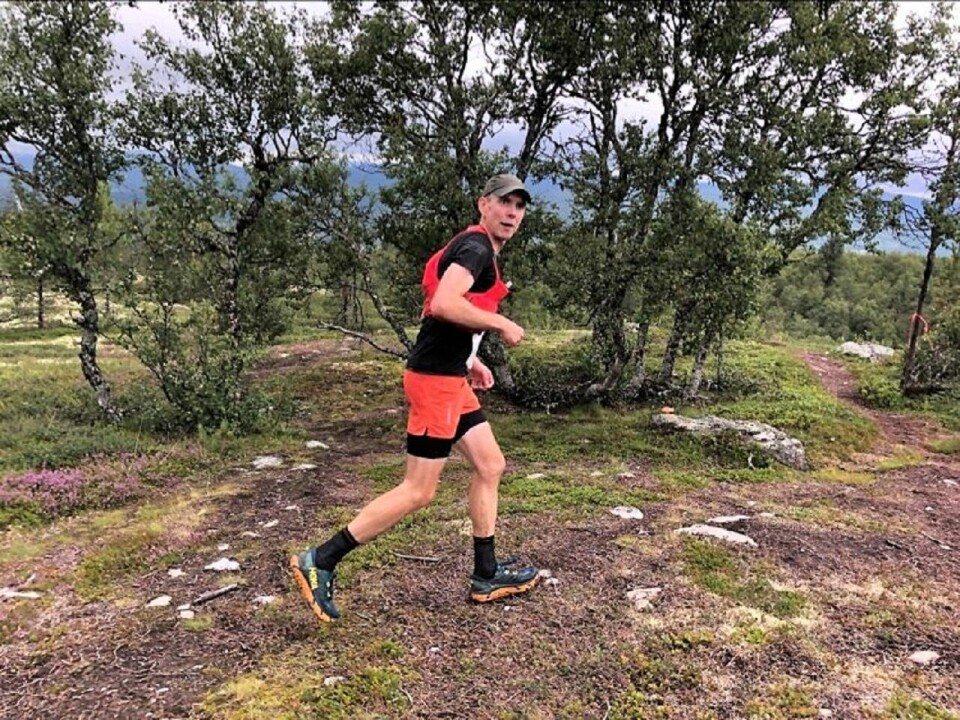 Solan Gundersens Bergmaraton i perfekt løpevær Erlend Brandnes vinner 48km.jpg