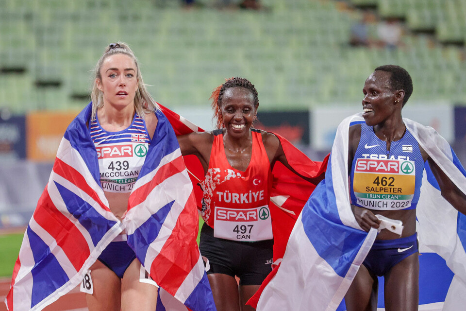 De tre beste på 10.000 meter: Eilish McColgan, Yasemin Can og Lonah Chemtai Salpeter. (Alle foto: Arne Dag Myking) De tre beste på 10.000 meter: Eilish McColgan, Yasemin Can og Lonah Chemtai Salpeter. (Alle foto: Arne Dag Myking)