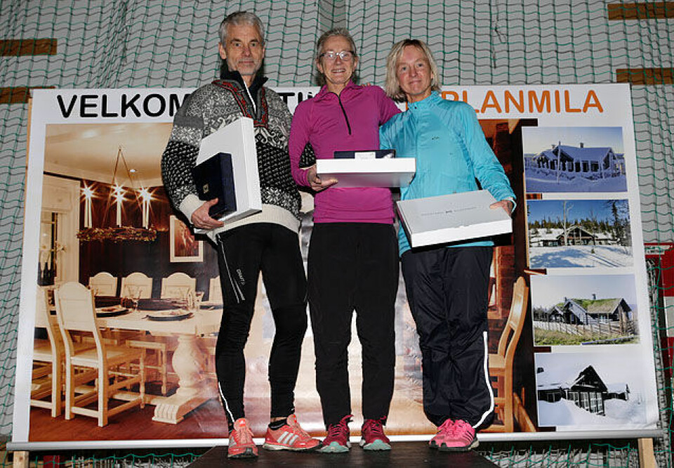 Karoline Bjerkeli Grøvdal med kjempeløp i Hytteplanmila - nå med 39 bilder km_60-64_25P5612.jpg