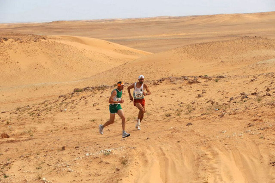 Rapport fra Sahara Marathon 2009 SMph_halvmaratonlopere.jpg