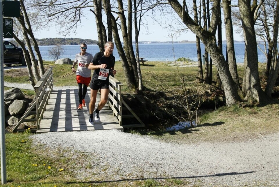 Det var nydelige værforhold under Strandamilå denne helgen. Her er Åsbjørn Ueland (221) og Adam James (228) ved turområdet i Strandastøa. (Foto: Turid Veggeland) Det var nydelige værforhold under Strandamilå denne helgen. Her er Åsbjørn Ueland (221) og Adam James (228) ved turområdet i Strandastøa. (Foto: Turid Veggeland)