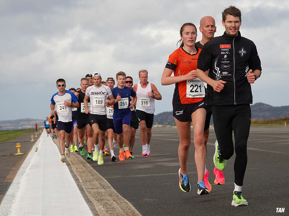 Narve Gilje Nordås vant Flyplassmila på Stord 10-km-2-plass-oda-lundeby.jpg
