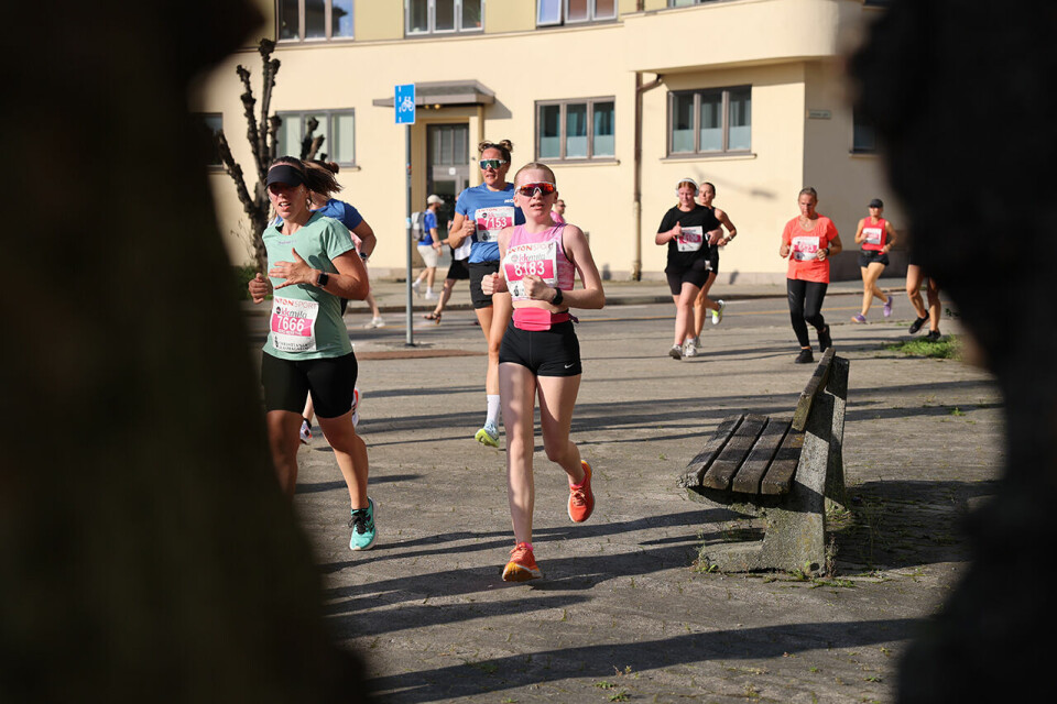 KK-mila - En løpefest for alle kvinner i strålende sommervær 5km-bib-8183.jpg