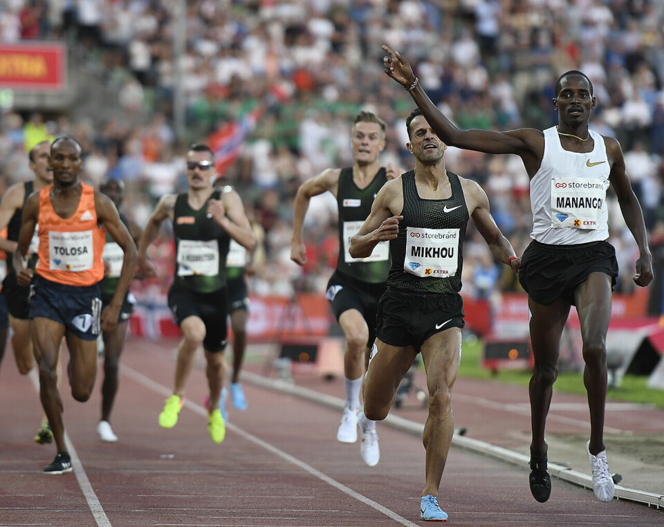 Filip og Henrik Ingebrigtsen hang bra med på Drømmemilen mile-maalgang_50D5814.jpg