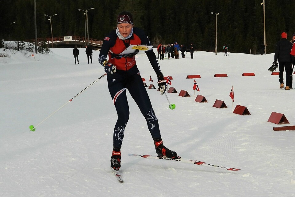 Anna Ulvensøen inn til seier i D21 på Gåsbu lørdag. Anna Ulvensøen inn til seier i D21 på Gåsbu lørdag.