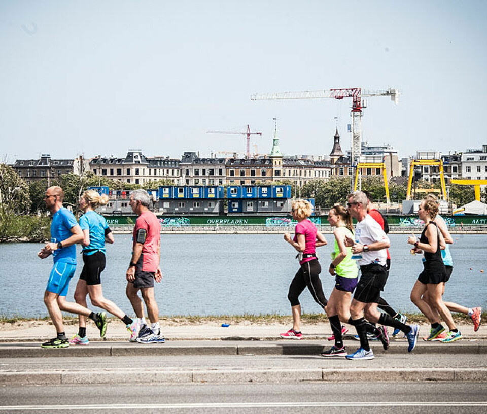Lasse Blom nr. 10 og Ola Matre nr. 15 i København Maraton (oppdatert) Langs_soeerne_arrbilde_o.jpg